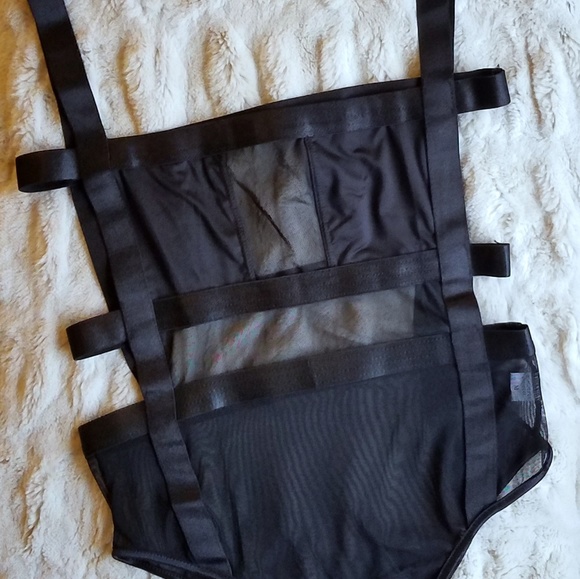 📸 New Arrivals have arrived! Sheer Black Bodysuit - Picture 7 of 7